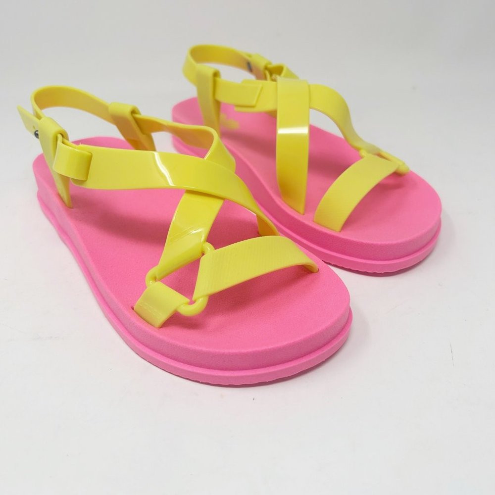 Petite Jolie Big Girls Size 5 Neon Yellow & Pink Blink Sandals